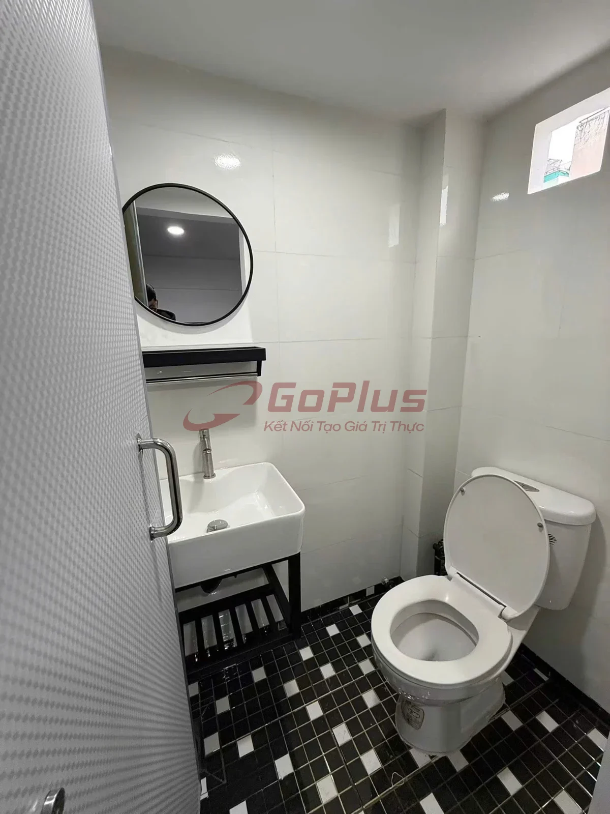 Cho thuê Duplex 250000m² Nguyễn Khoái, Phường Vĩnh Hội,HCM, Phường Vĩnh Hội · 5,8 triệu/tháng — ảnh 1