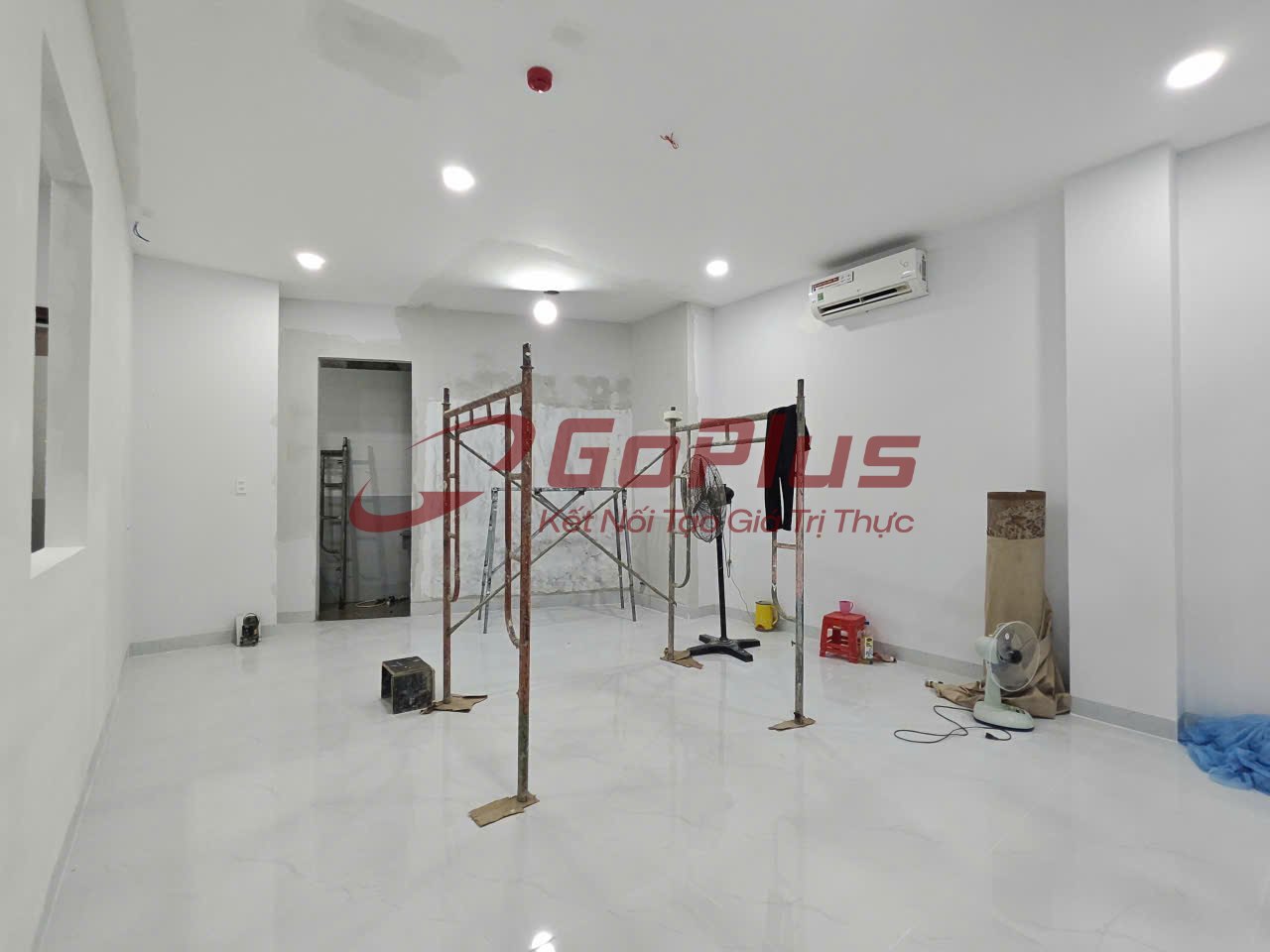 Cho thuê Kiot 30m² Nguyễn Kiệm, Phường Đức Nhuận · 15 triệu/tháng — ảnh 1