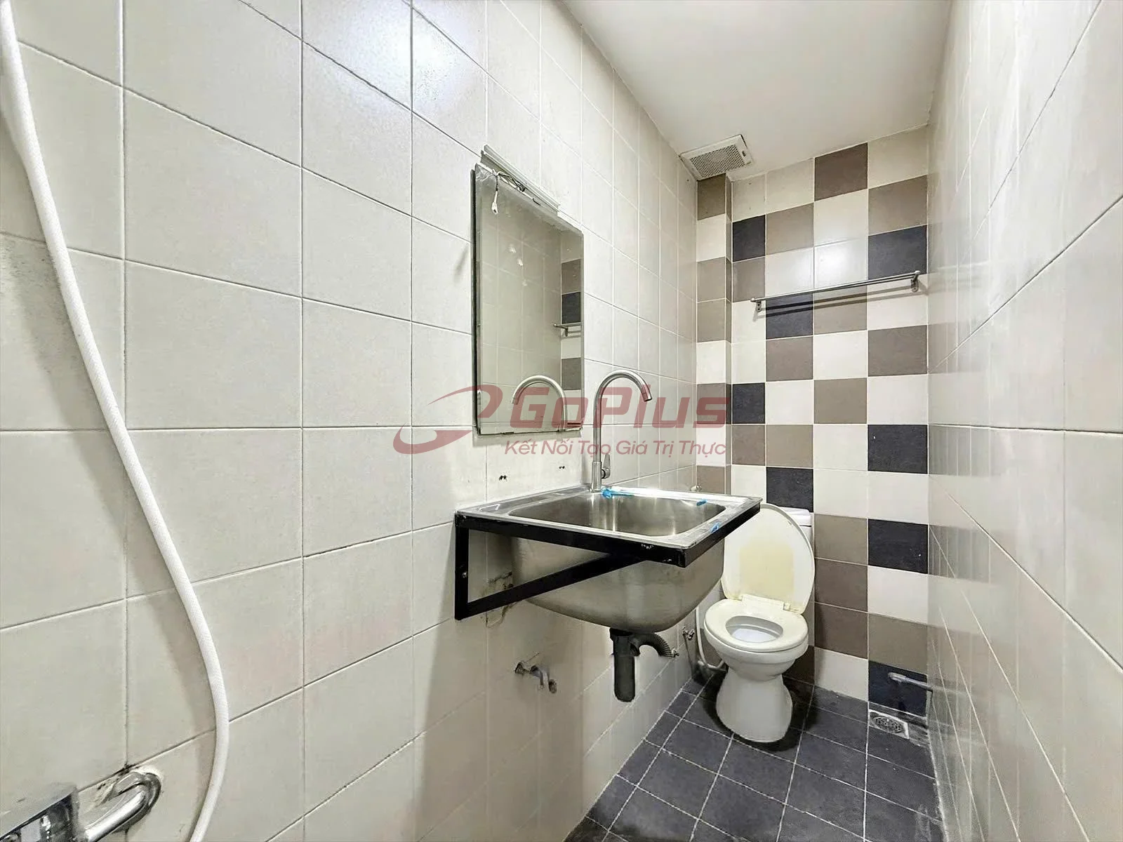 Studio 20m² for rent in Đường Số 5 Kdc Trung Sơn, Xã Bình Hưng · 3.6 million VND/month — photo 3